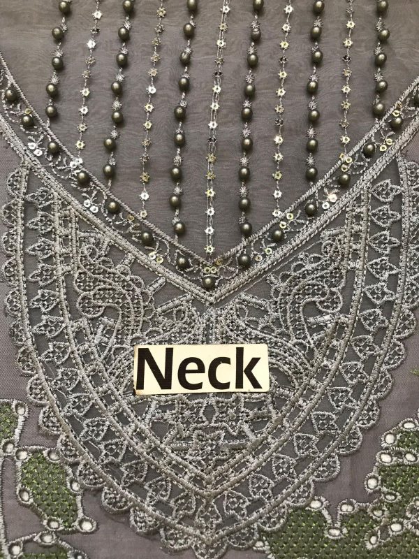 MARIA B LUXERY LAWN COLLECTION - Image 4